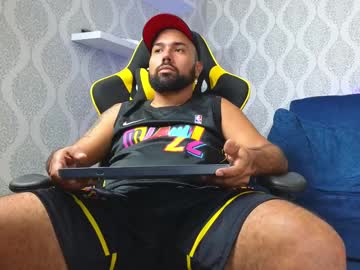 Sexcouple2030 Chaturbate stream image from December 31, 2024