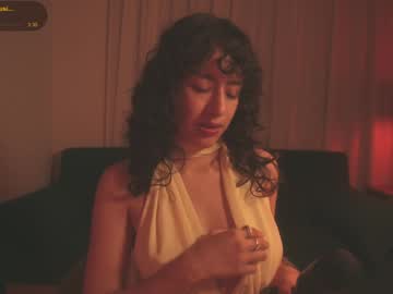 Teasinglady Chaturbate stream image from December 31, 2024
