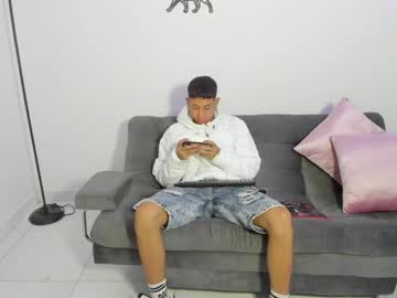 Carlitosex09 Chaturbate stream image from December 31, 2024