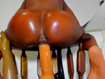 Anilethqueenss Chaturbate stream image from December 31, 2024