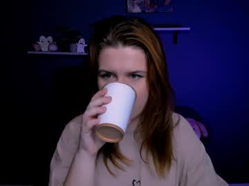 Velvet_Dreamm Chaturbate stream image from December 31, 2024