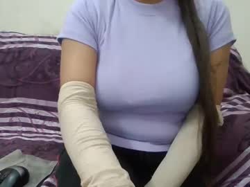 Sexyjenny24 Chaturbate stream image from December 31, 2024