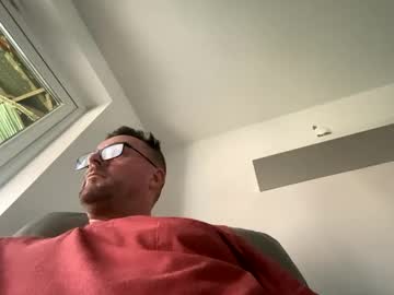 Sharksboy16 Chaturbate stream image from December 31, 2024