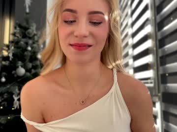 Valeria_Shydreamer Chaturbate stream image from December 31, 2024