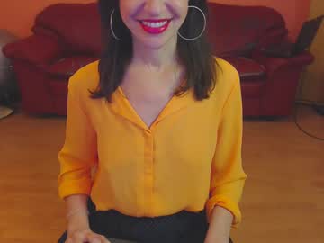 Sensualmyra Chaturbate stream image from December 31, 2024