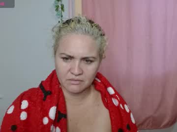Helenca43 Chaturbate stream image from December 31, 2024
