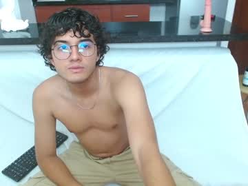 Damianocurly Chaturbate stream image from December 31, 2024