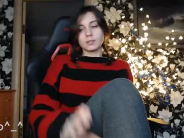 Littlehappines Chaturbate stream image from December 31, 2024