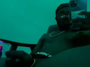 Teasetwunks Chaturbate stream image from December 31, 2024