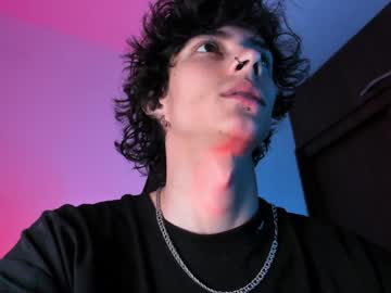 Olliver___Y Chaturbate stream image from December 31, 2024