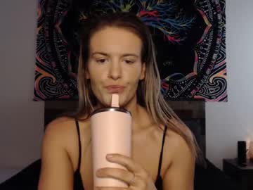 Amber__Xoxo Chaturbate stream image from December 31, 2024