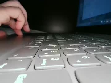 Toponipi10 Chaturbate stream image from December 31, 2024