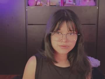 Ashe_E Chaturbate stream image from December 31, 2024
