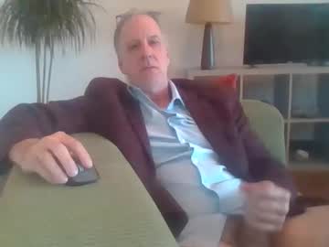Bzns_As_Usual Chaturbate stream image from December 31, 2024