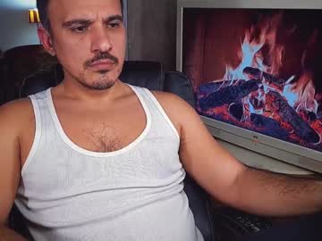 Officeman7 Chaturbate stream image from December 31, 2024