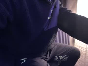 Plboy23 Chaturbate stream image from December 31, 2024