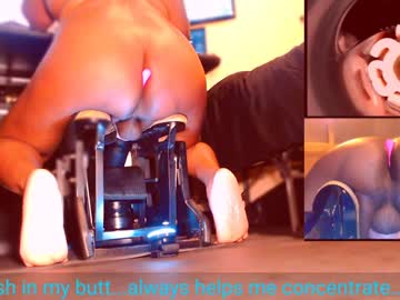 Bigblackbitchboy Chaturbate stream image from December 31, 2024
