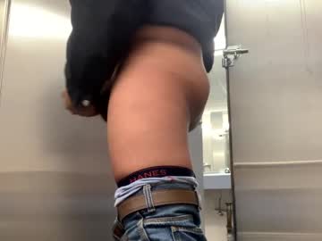 Mikelent123 Chaturbate stream image from December 31, 2024