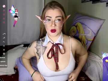 Redvelveten Chaturbate stream image from December 31, 2024