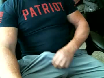 Fitguy40 Chaturbate stream image from December 31, 2024