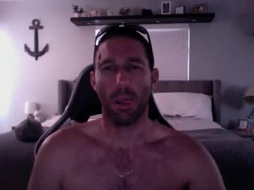 Traviskenn Chaturbate stream image from December 31, 2024