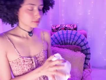 Alice_Wiinter Chaturbate stream image from December 31, 2024