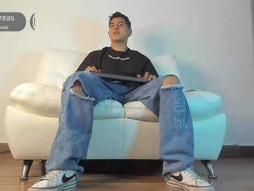 _Juanes__ Chaturbate stream image from December 31, 2024