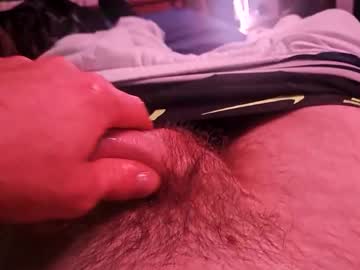 Makeucum2020 Chaturbate stream image from December 31, 2024