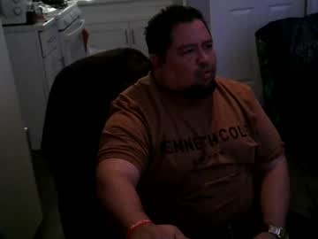 Edlove6199 Chaturbate stream image from December 31, 2024