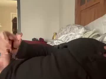 Yoursafetynet Chaturbate stream image from December 31, 2024