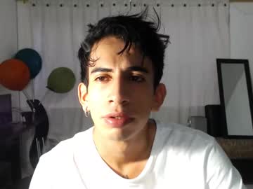 Zack_Kingg Chaturbate stream image from December 31, 2024