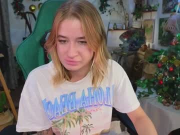 Uvrays999 Chaturbate stream image from December 31, 2024