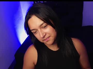 Emilysavvato Chaturbate stream image from January 01, 2025