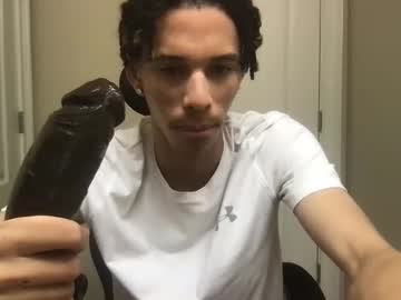 Lightskin4you Chaturbate stream image from January 01, 2025