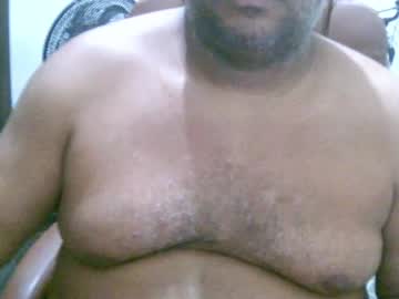 Ulmo_Br Chaturbate stream image from January 01, 2025
