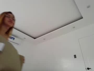 Brendaislove Chaturbate stream image from January 01, 2025