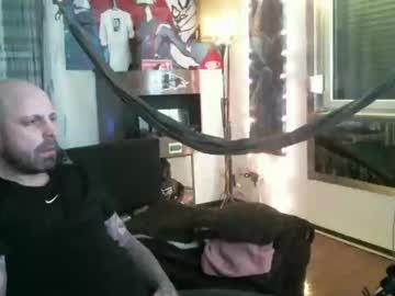 Mad_Dem0n Chaturbate stream image from January 01, 2025