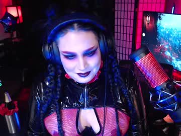 Metalpocahotass Chaturbate stream image from January 01, 2025