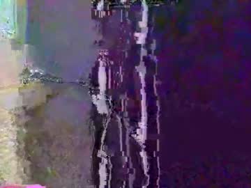 Toochillcouple420 Chaturbate stream image from January 01, 2025