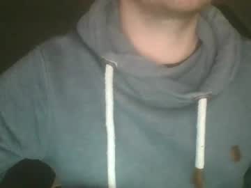 Brate1899 Chaturbate stream image from January 01, 2025