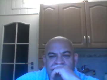 Jolmasz30 Chaturbate stream image from January 01, 2025
