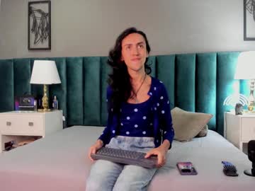 Fenix_Karoll Chaturbate stream image from January 01, 2025