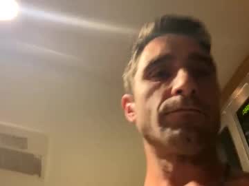 Sexyrents Chaturbate stream image from January 01, 2025