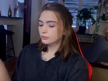 Dorfmatratze_ Chaturbate stream image from January 01, 2025