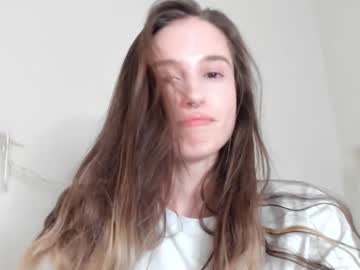 Mita_Mp4 Chaturbate stream image from January 01, 2025