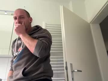 Ergoline Chaturbate stream image from January 01, 2025