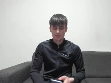 Skinnyguywithbigd Chaturbate stream image from January 01, 2025