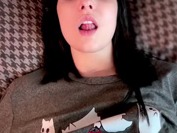 Angelika_Rouge Chaturbate stream image from January 01, 2025