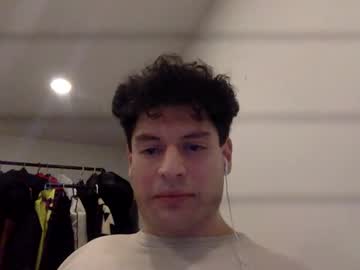 Applejuice18 Chaturbate stream image from January 01, 2025