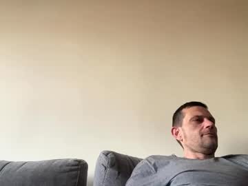 Defloy Chaturbate stream image from January 01, 2025
